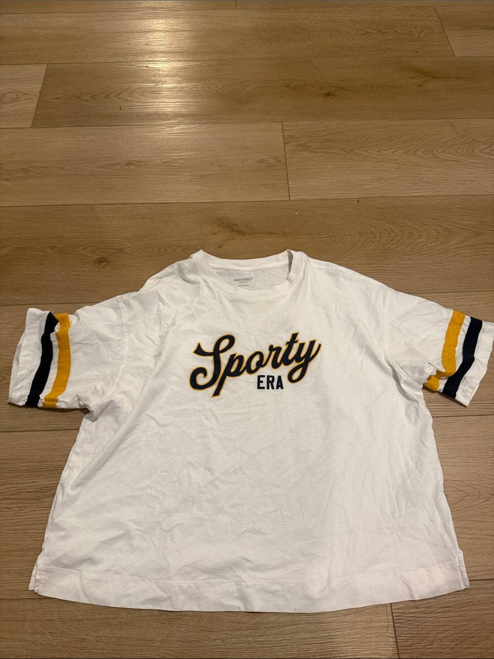 Old Navy White Tee with Yellow and Black Stripes - Sporty Era